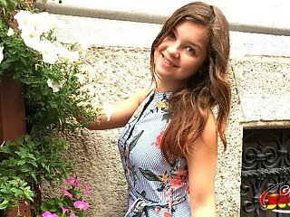 En primer sexo anal de adolescente alemán