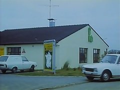 Brigitte Lahaie Railway carriage Stoppeuses pl CHALEUR (1978)