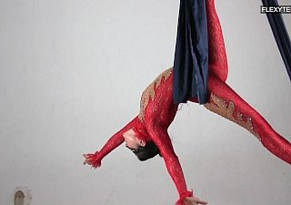 Adaptable nude babe Agnes Feher