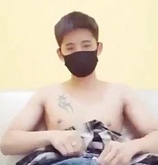 Ragazzo carino asiatico