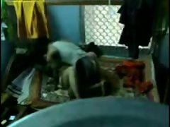بنگالی ماں جنس کے اپنے رشتہ دار