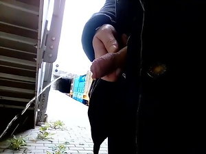 Kocalos - Pissing to be passed on fore infrastructure