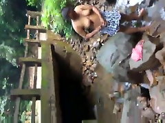 Srilankan wanita Decontaminate
