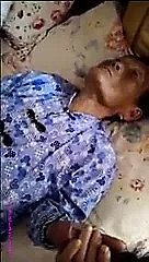 Neukende oude Chinese oma