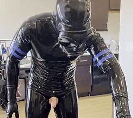 Rubberdrone lateks çoraplarda gerizekalı kapalı