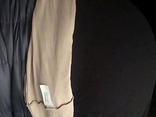 میں ایسا سلٹ ہوں۔ ایک کل اجنبی کے ساتھ خفیہ کیم بھاڑ میں جاؤ