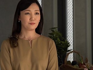 Menembak Pertama Dokumen Wanita Berkahwin Reika Toriya