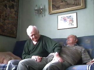 2 daddies chơi